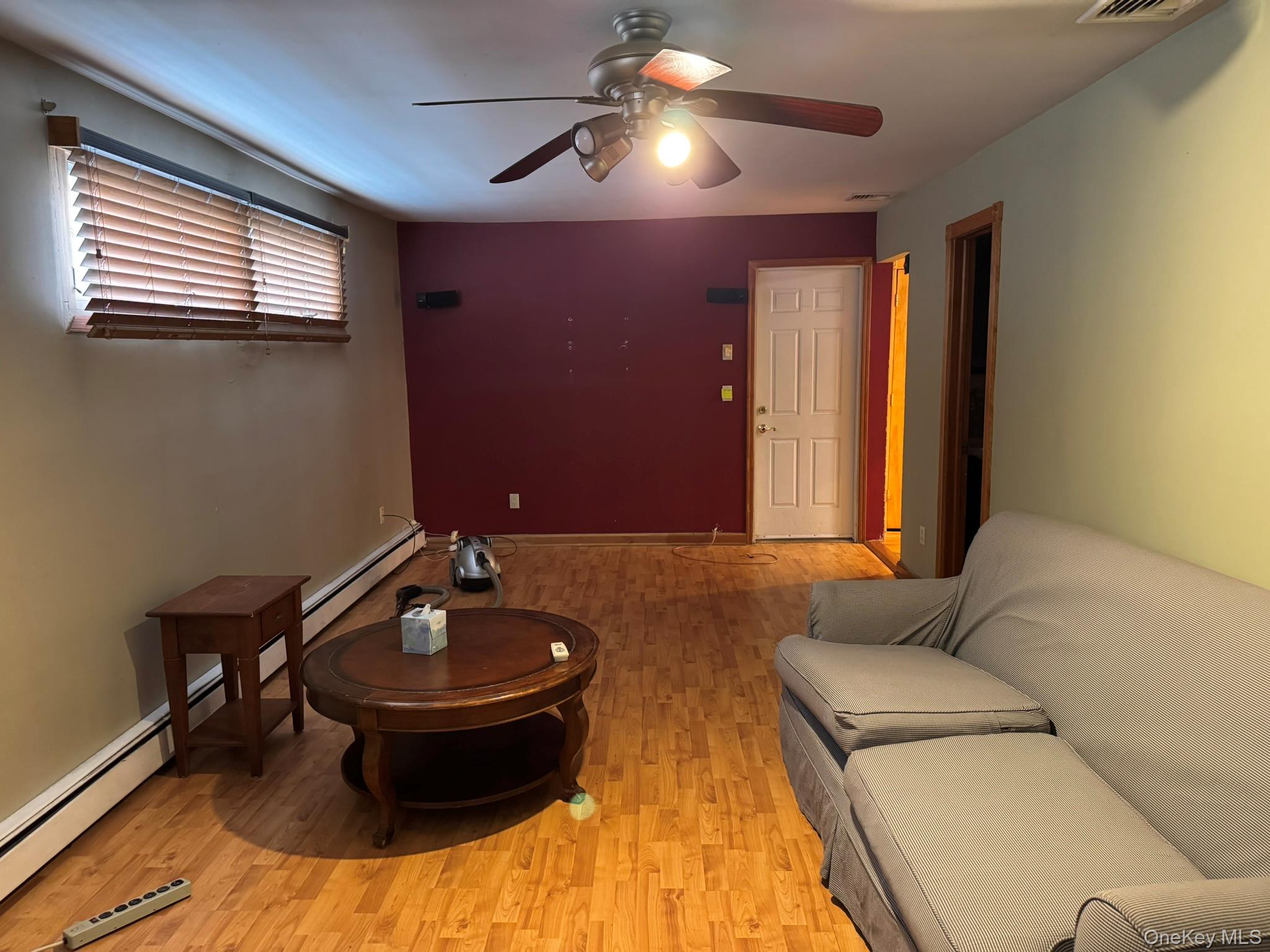 41 Broadway, Shirley, NY 11967