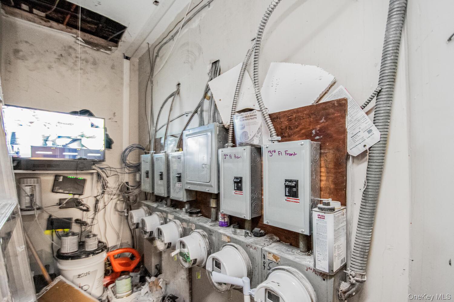 965 E 226th Street, Bronx, NY 10466