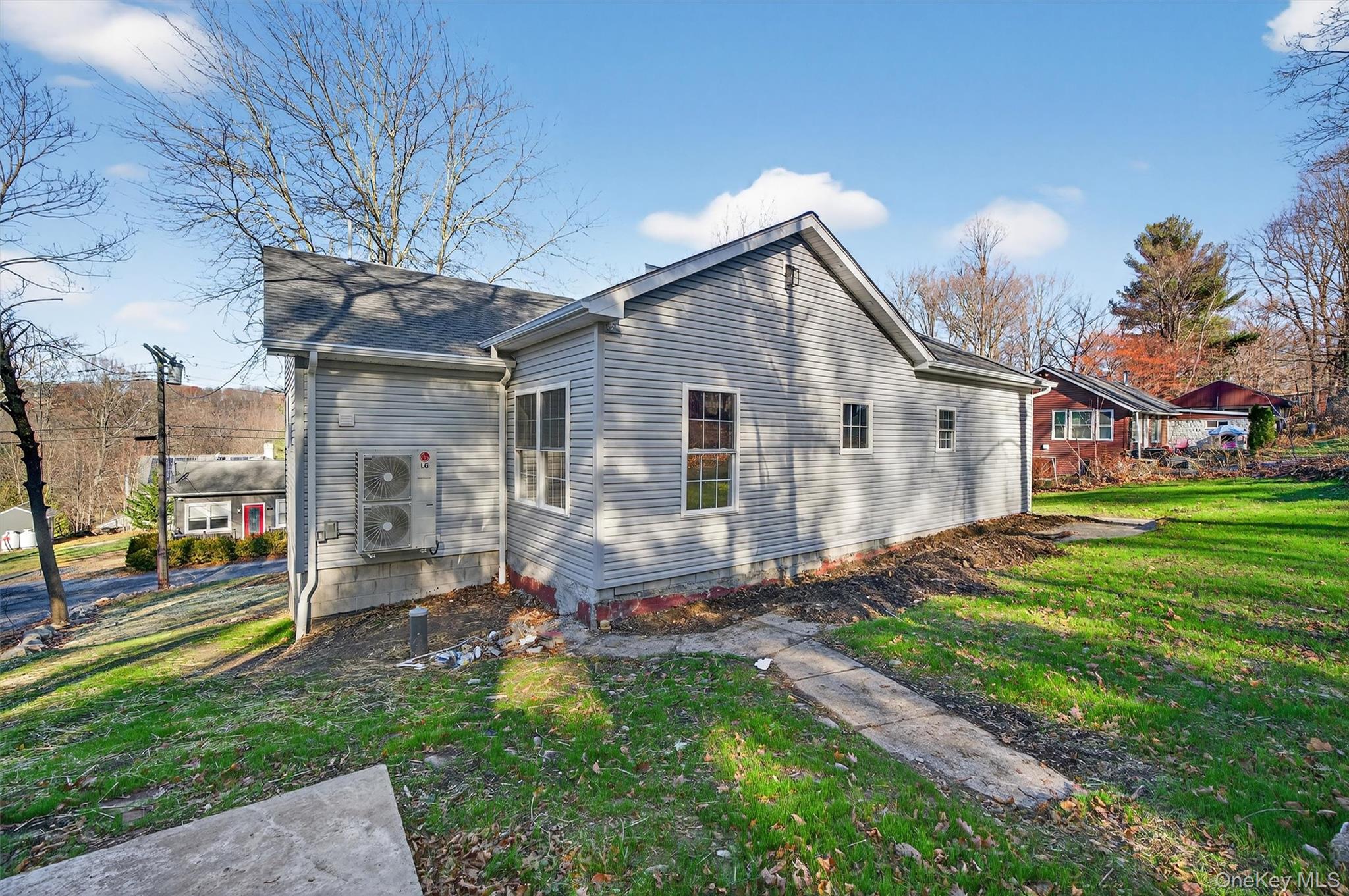 19 Grandview Trail, Monroe, NY 10950