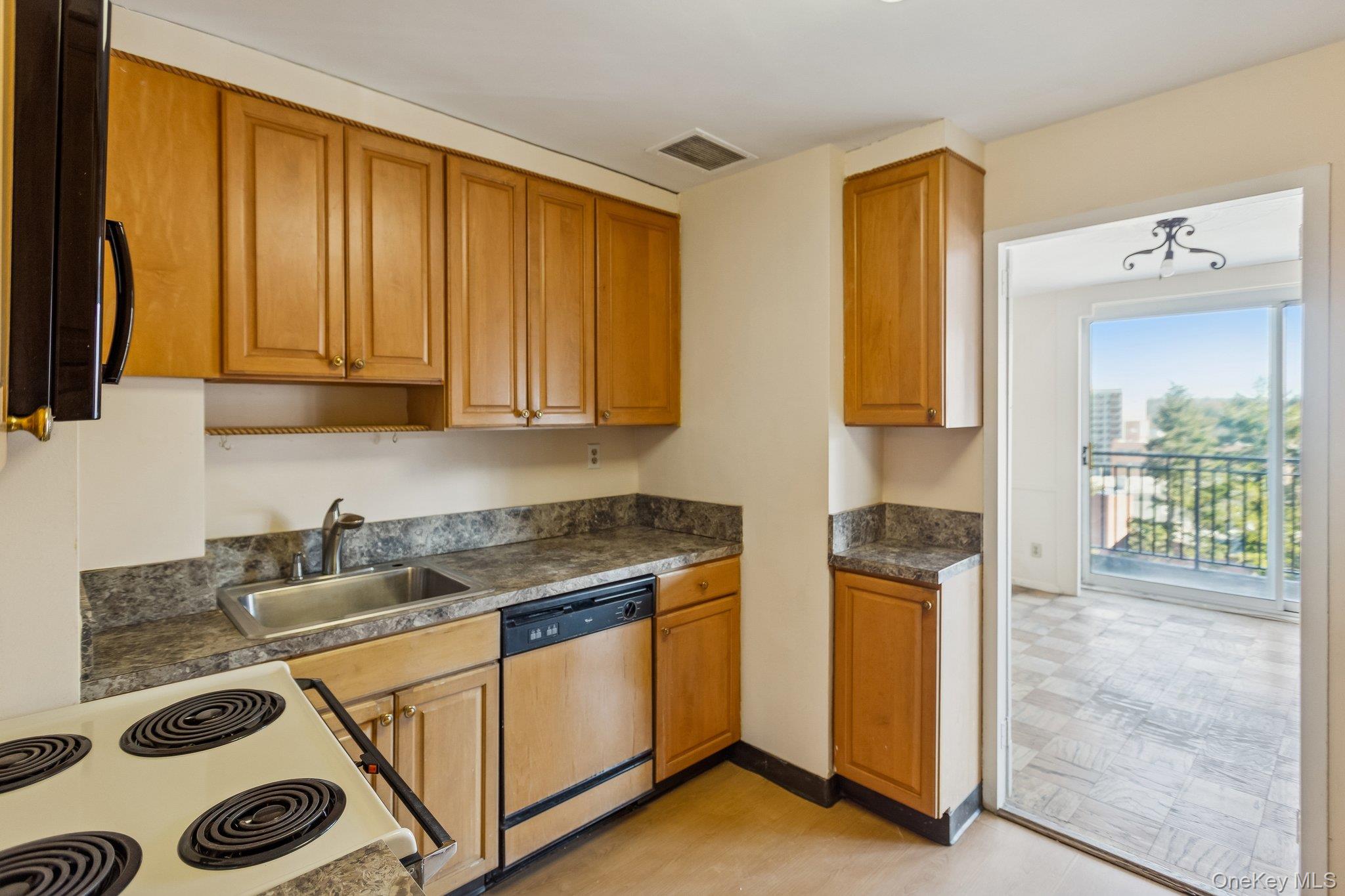 20 Old Mamaroneck Road # 5Q, White Plains, NY 10605