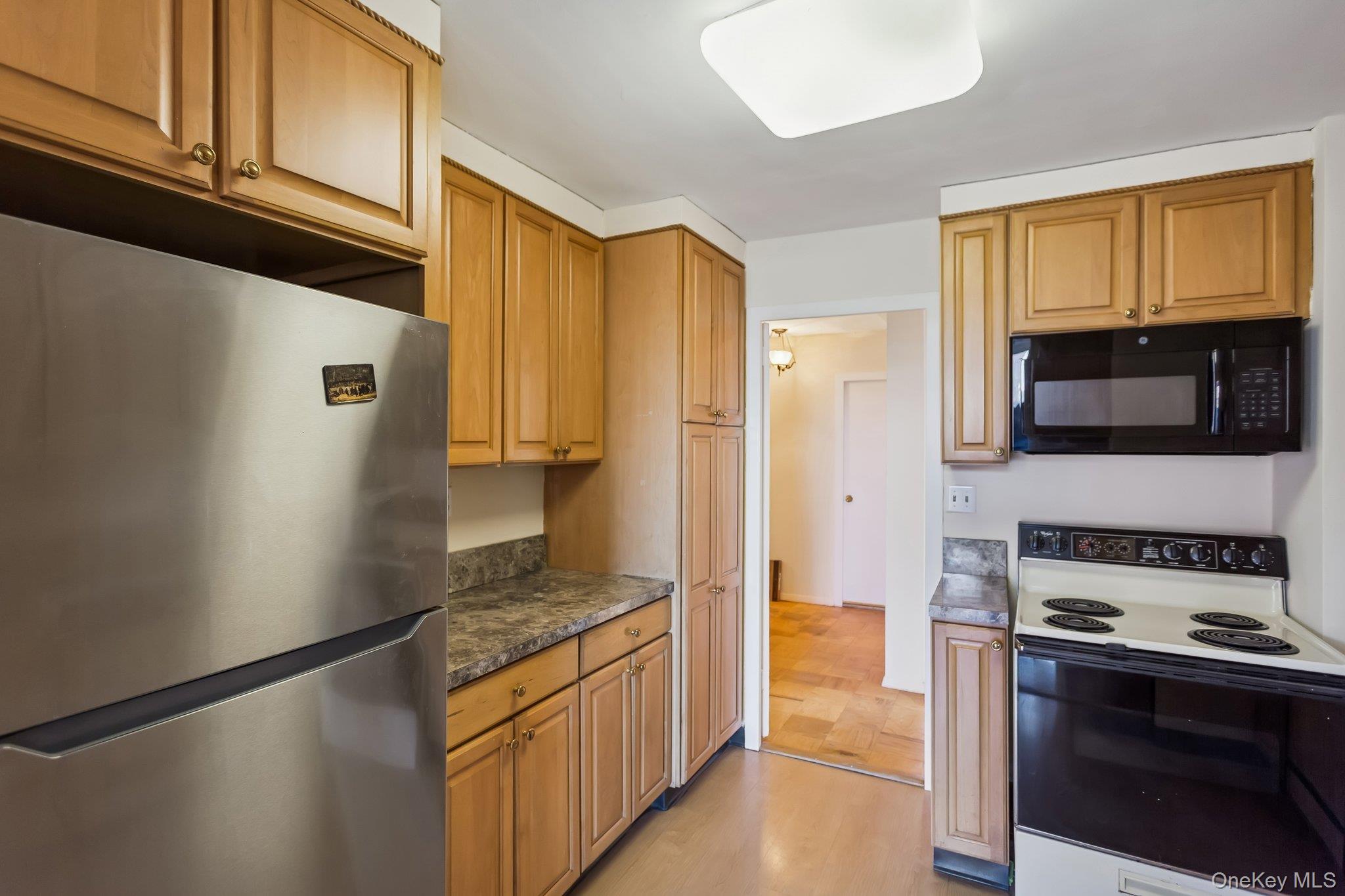 20 Old Mamaroneck Road # 5Q, White Plains, NY 10605