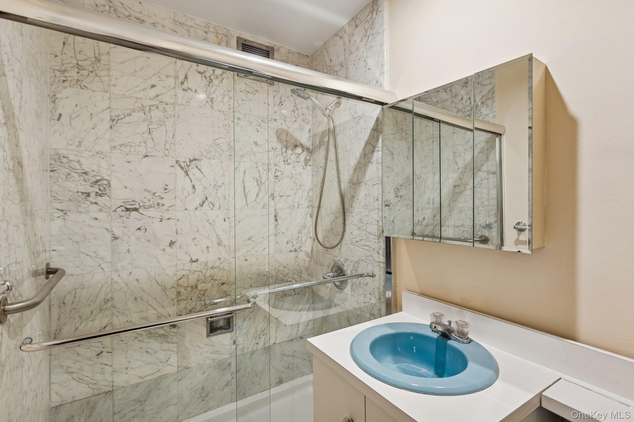 20 Old Mamaroneck Road # 5Q, White Plains, NY 10605