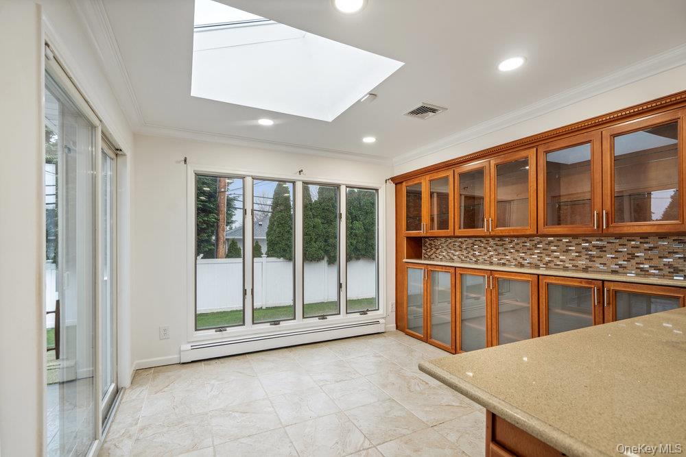 15 Morris Drive, Syosset, NY 11791