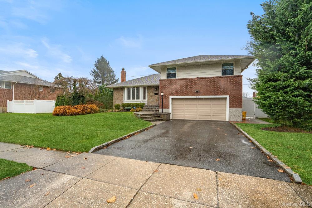 15 Morris Drive, Syosset, NY 11791
