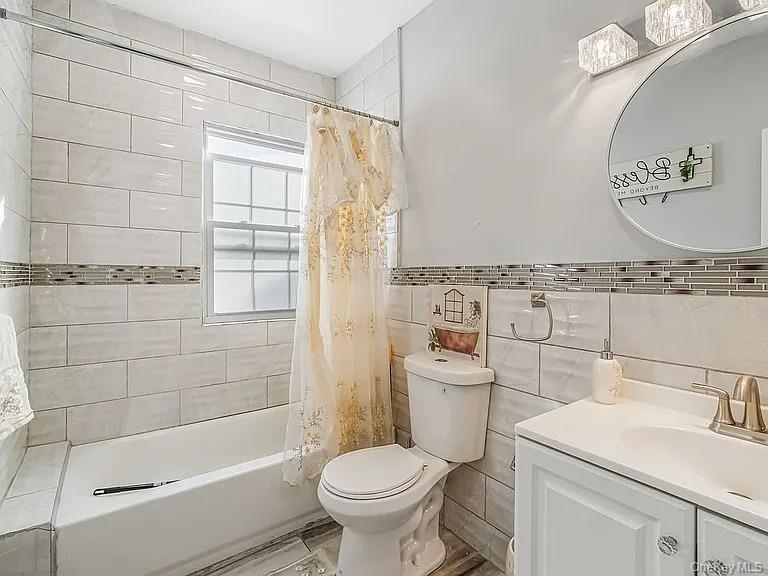 11601 221st Street, Cambria Heights, NY 11411