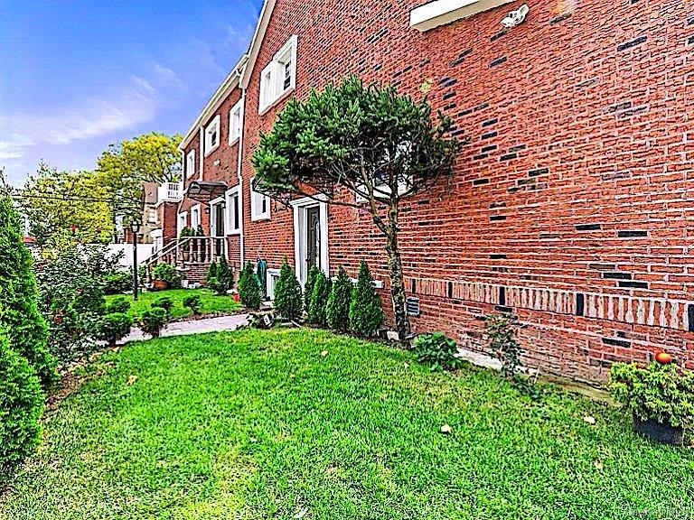 11601 221st Street, Cambria Heights, NY 11411