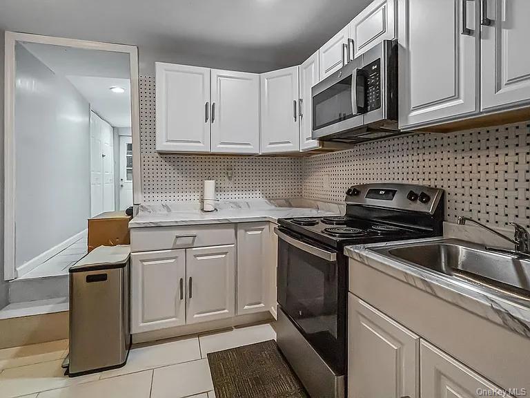 11601 221st Street, Cambria Heights, NY 11411