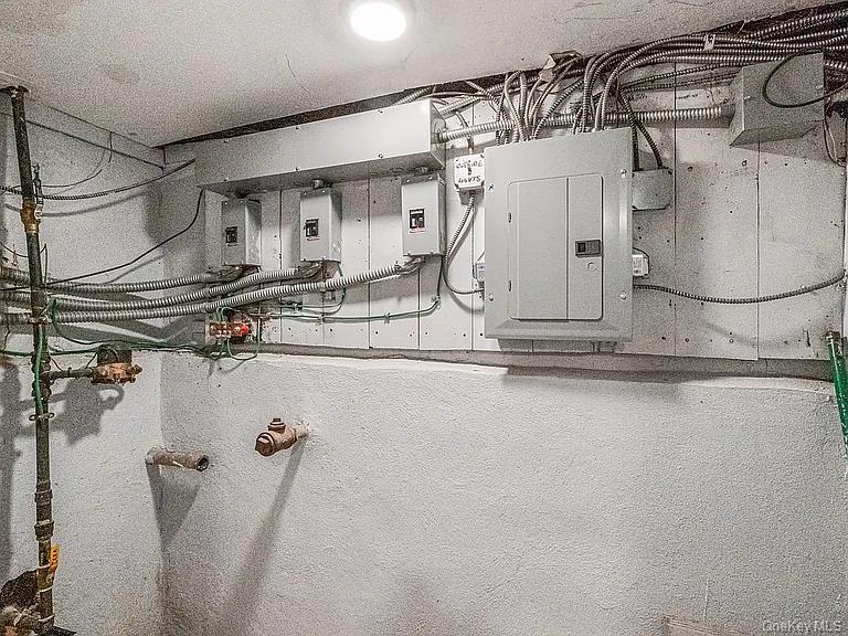 11601 221st Street, Cambria Heights, NY 11411