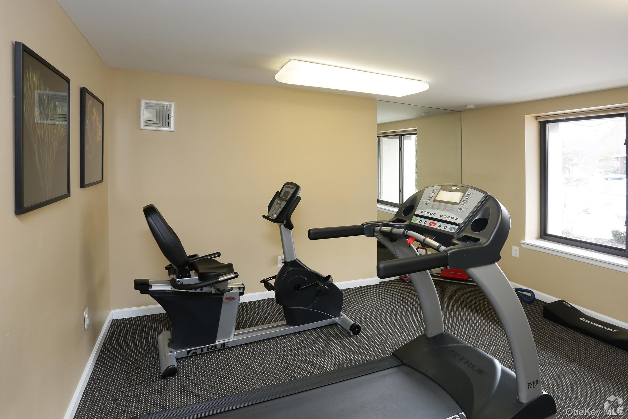 44 Route 25 A # 206, Smithtown, NY 11787