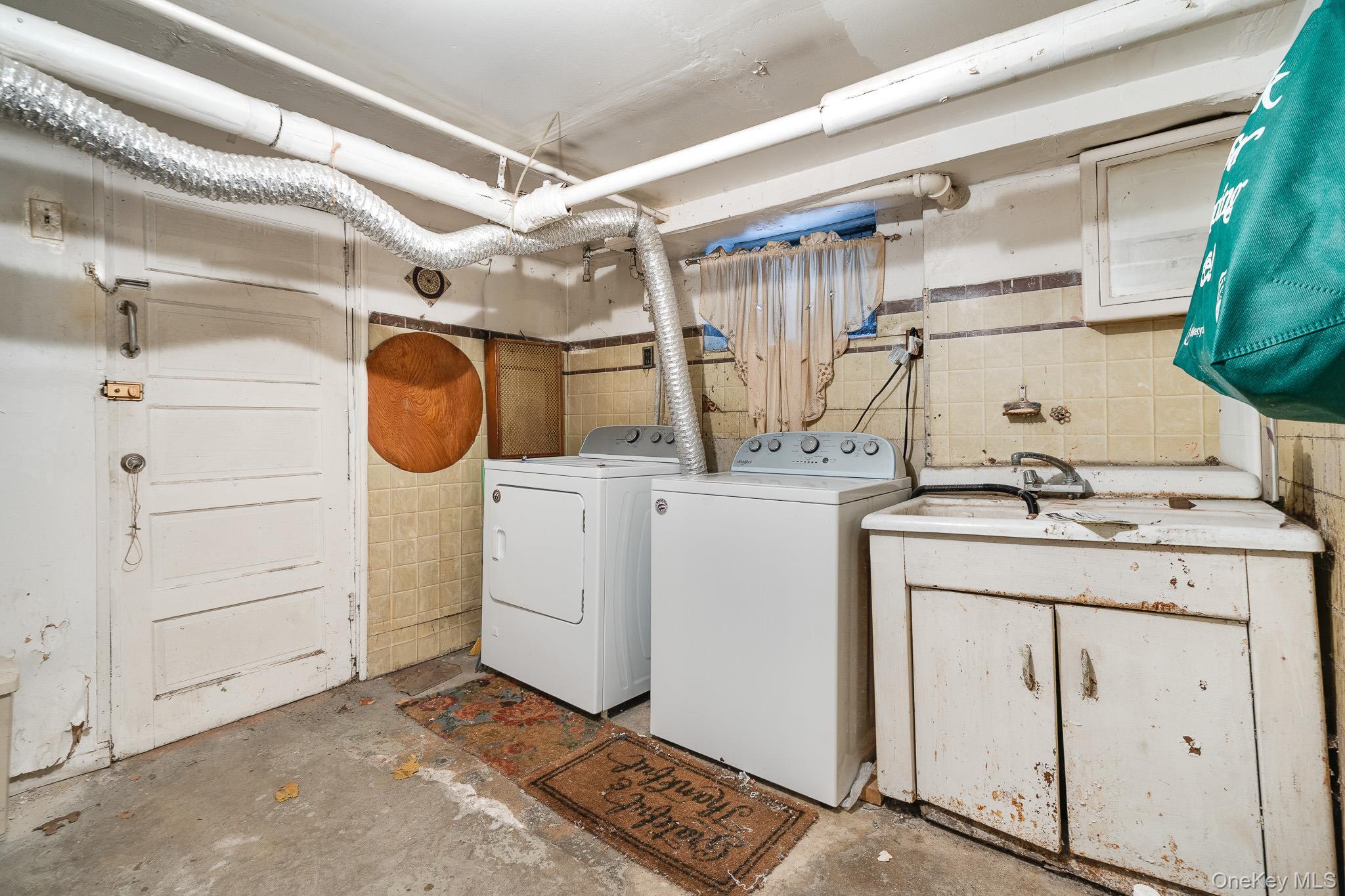 2437 Buck Street, Bronx, NY 10461