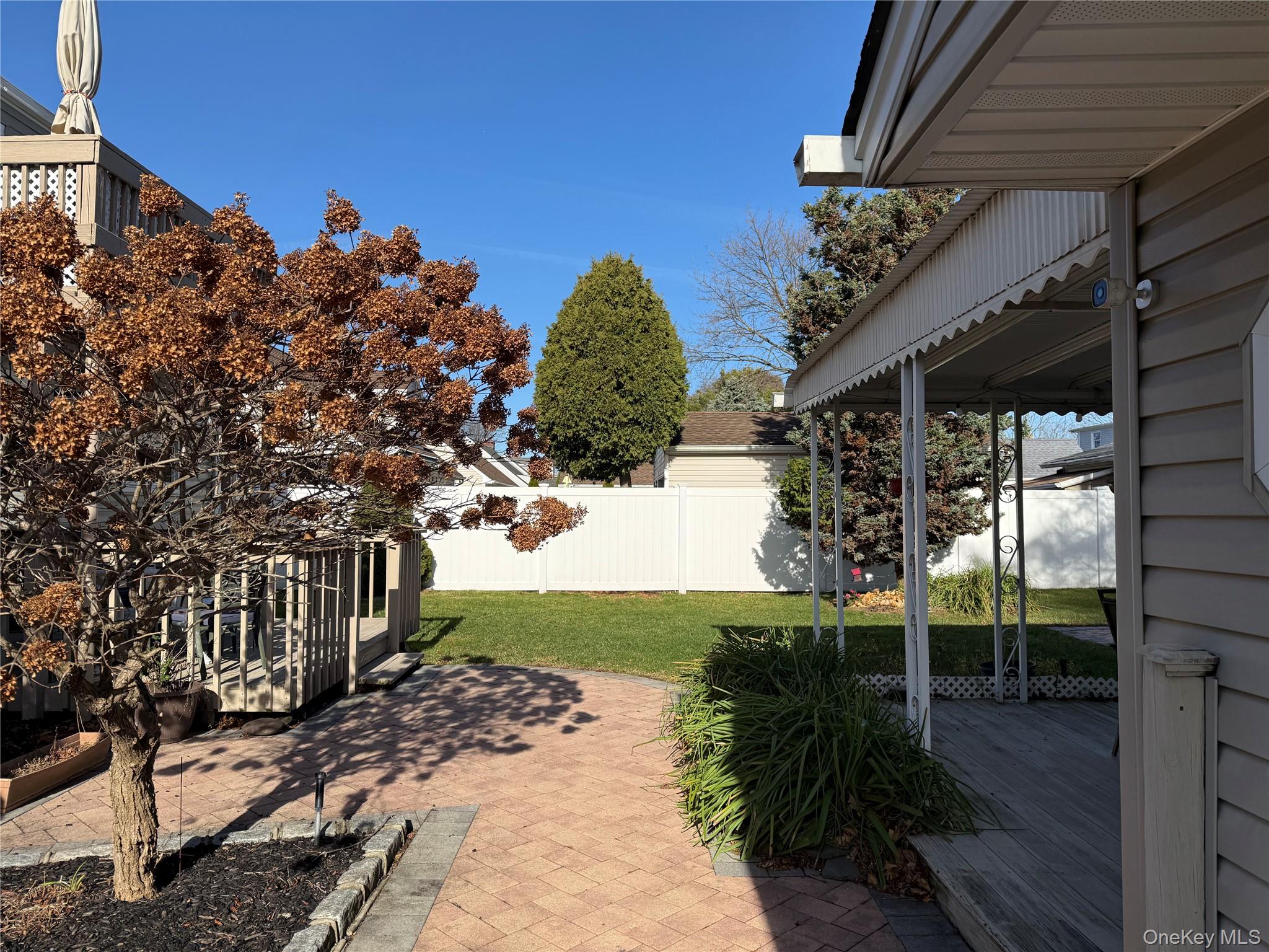 8 William Street, Copiague, NY 11726