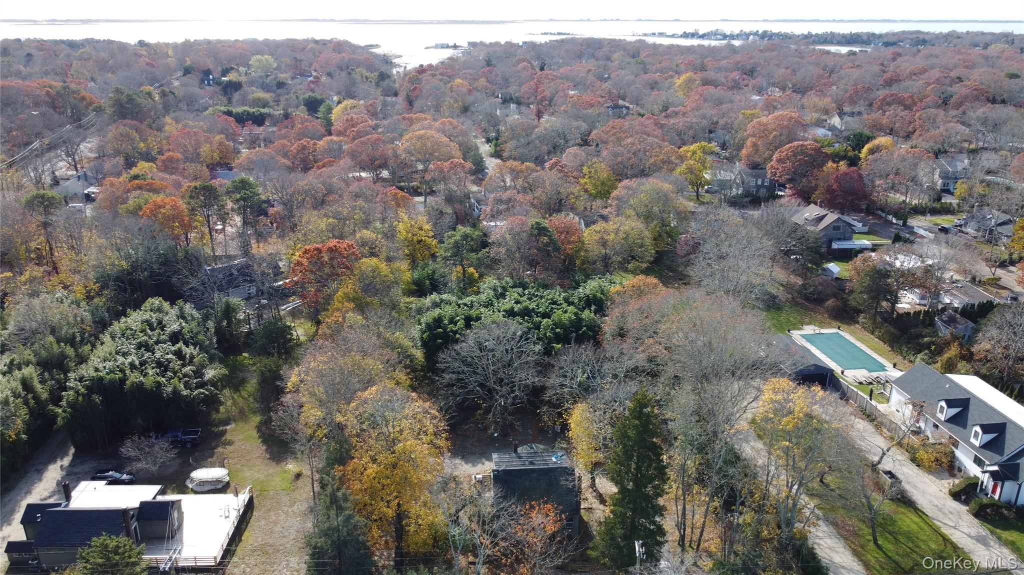 78 Bay Avenue W, Hampton Bays, NY 11946