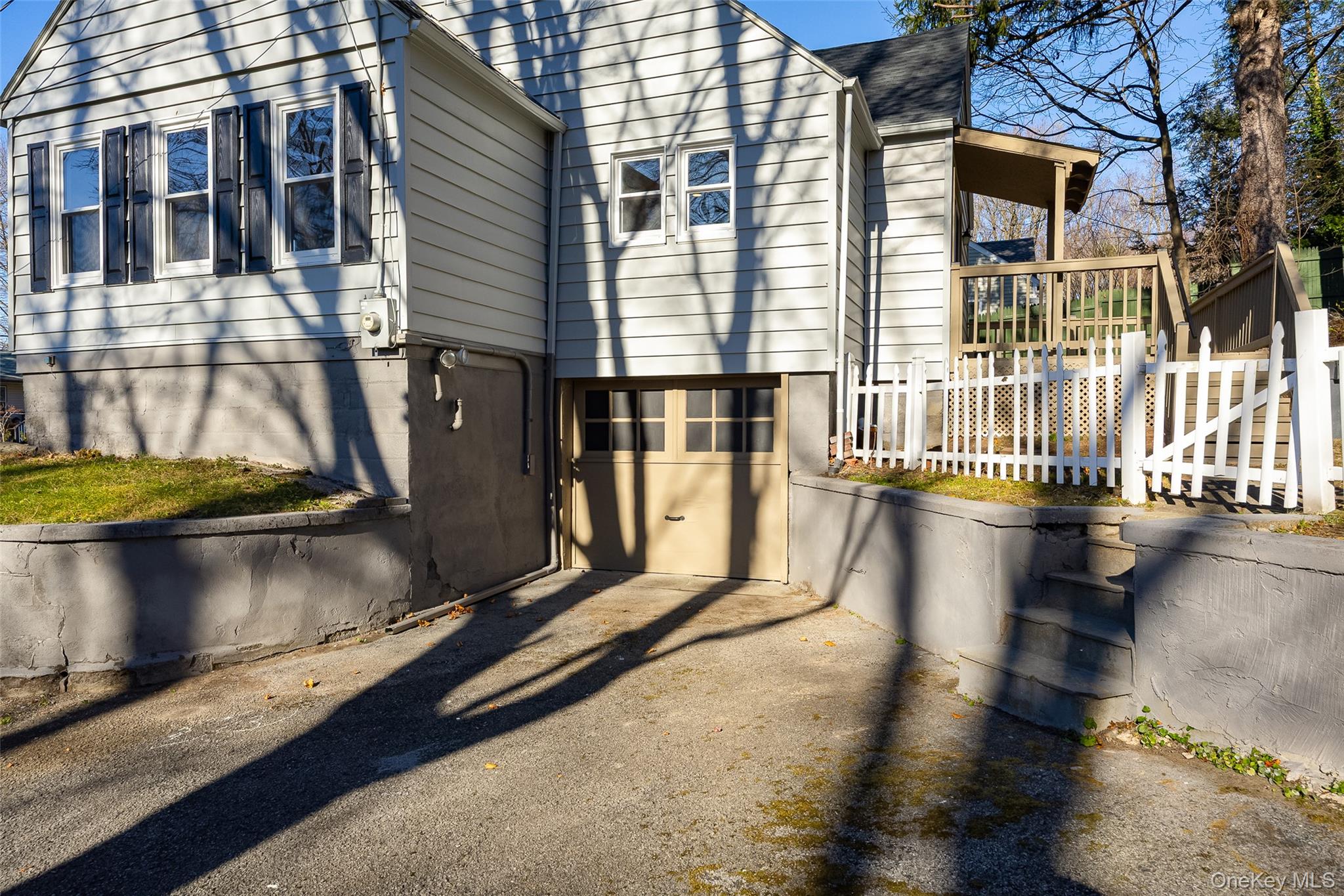 4 Walnut Street, Poughkeepsie, NY 12601