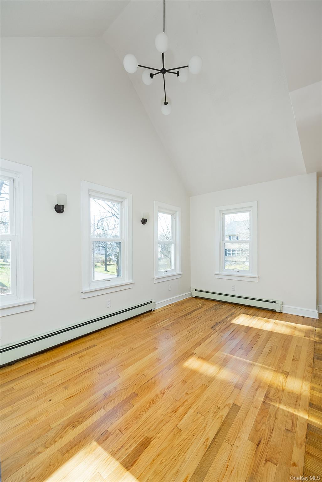 4 Walnut Street, Poughkeepsie, NY 12601