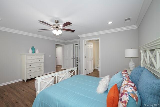 207 Dolphin Lane # 207, Holbrook, NY 11741