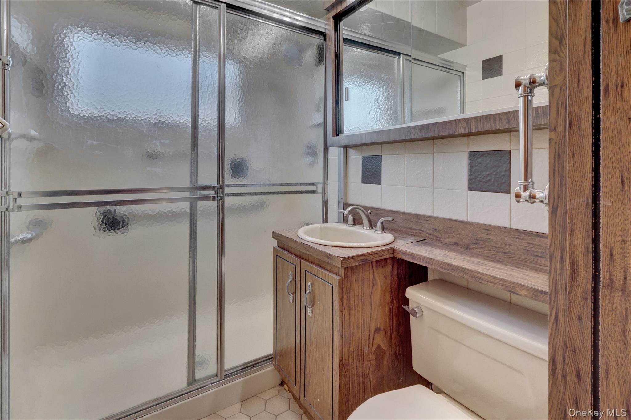 2 Welcome Lane, Hempstead, NY 11793