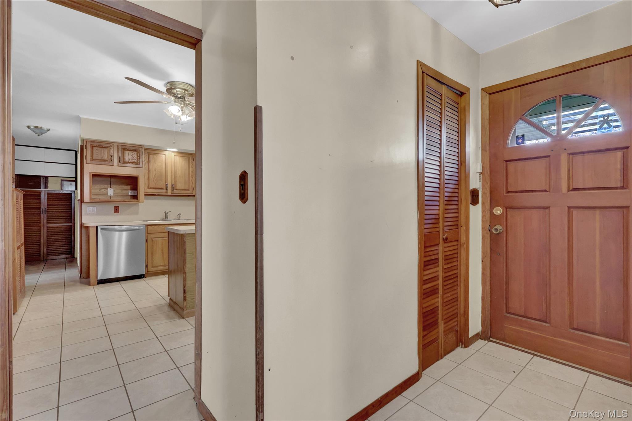 2 Welcome Lane, Hempstead, NY 11793