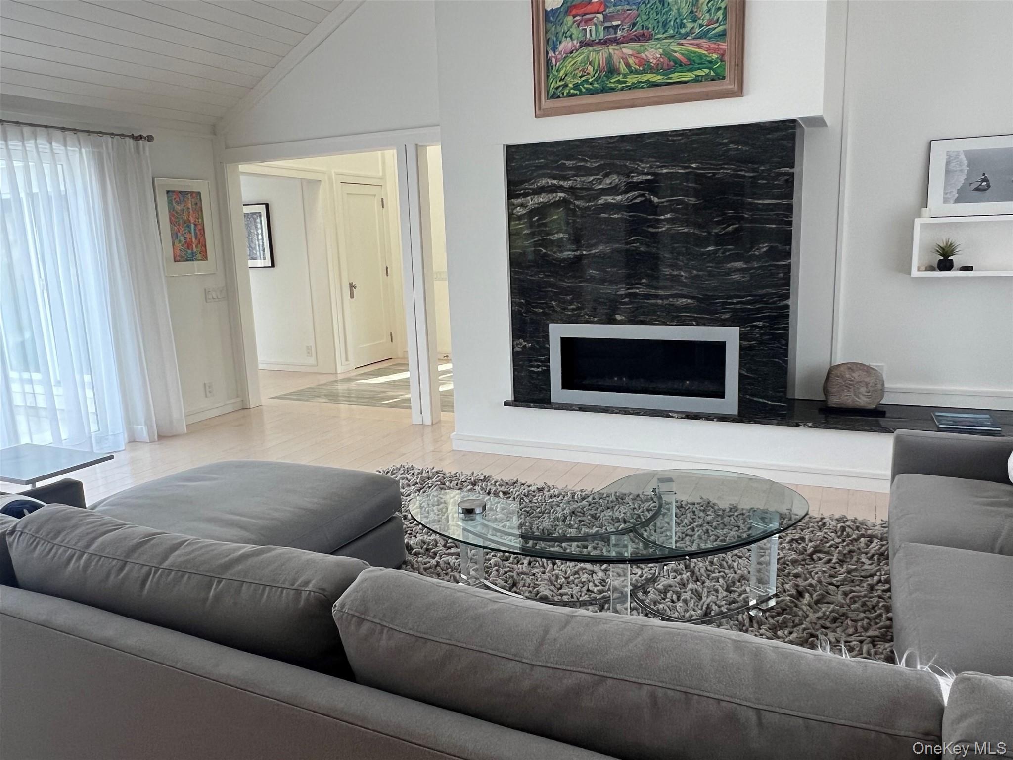 42 N Menantic Road, Shelter Island, NY 11964