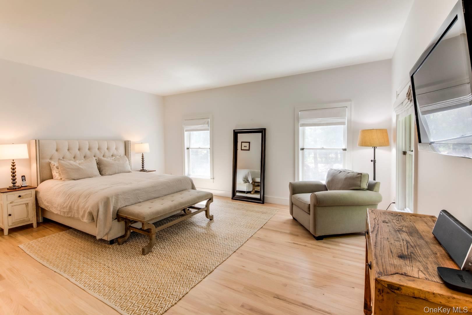 3 Oak Hill Lane, East Hampton, NY 11937