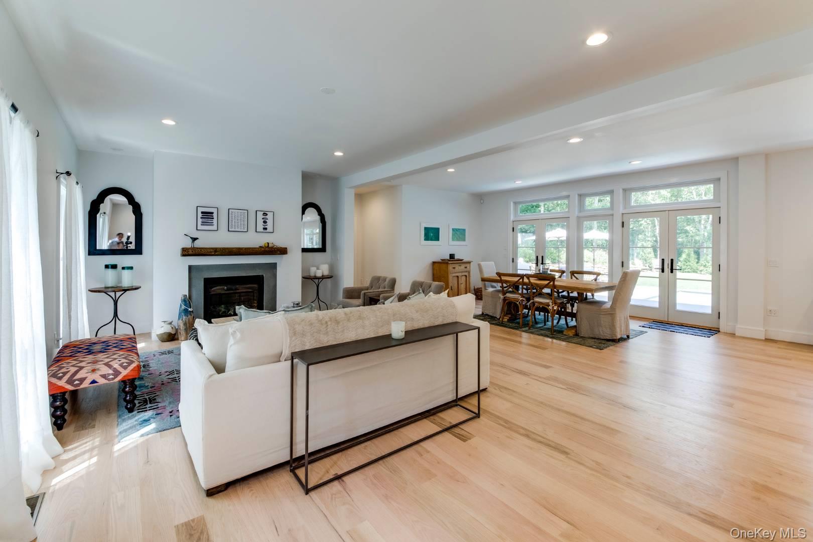 3 Oak Hill Lane, East Hampton, NY 11937