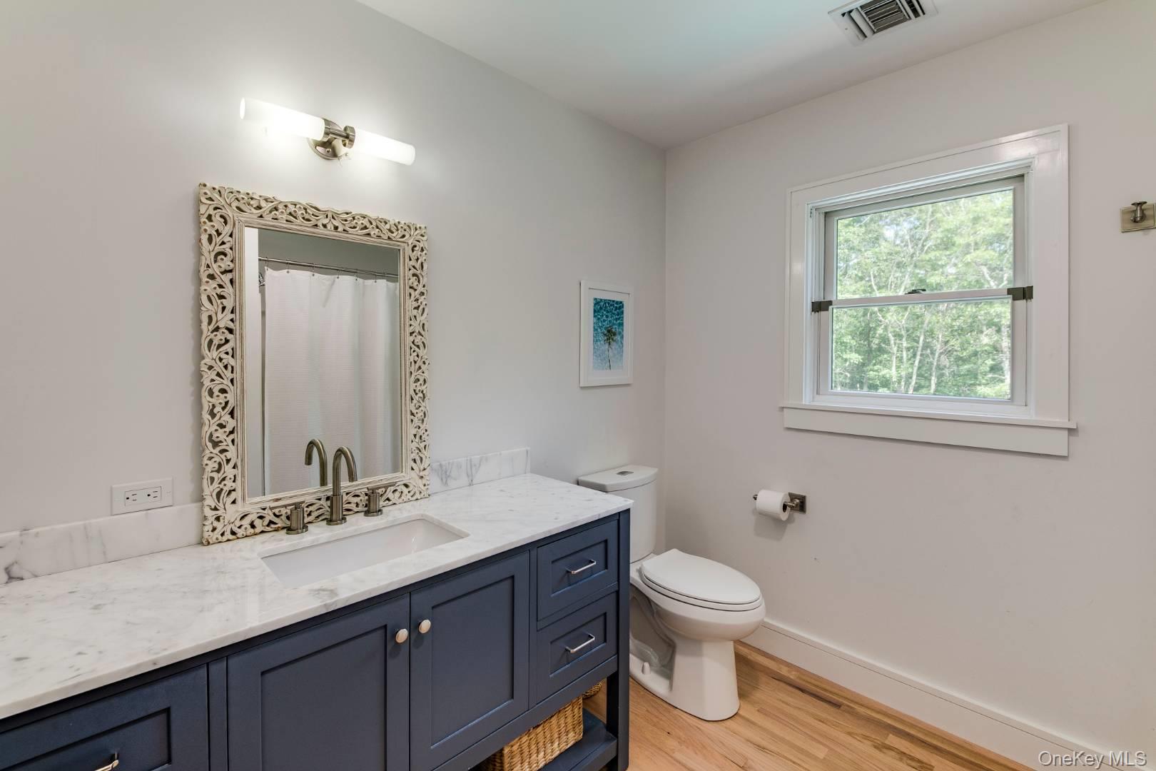 3 Oak Hill Lane, East Hampton, NY 11937