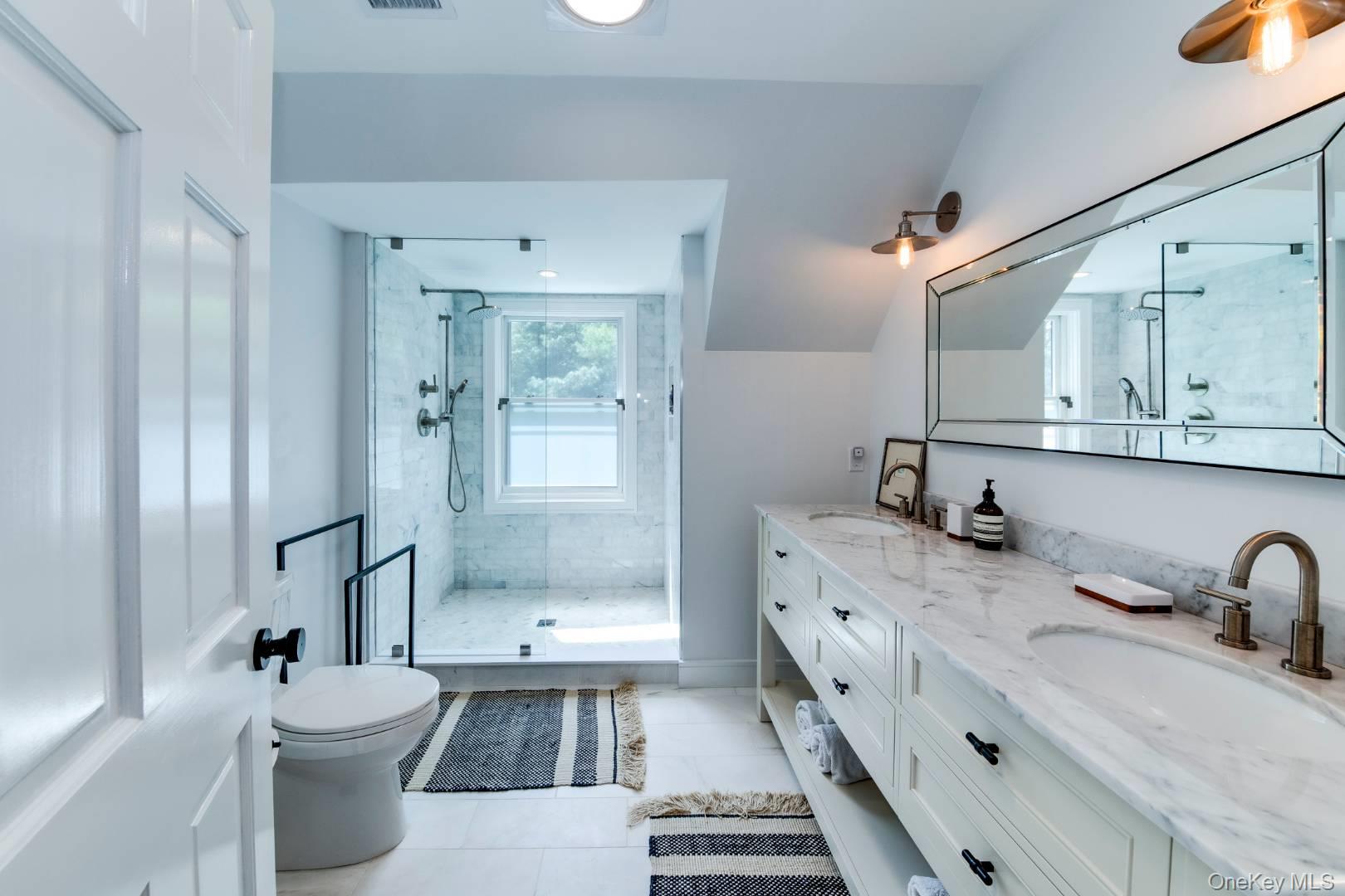 3 Oak Hill Lane, East Hampton, NY 11937