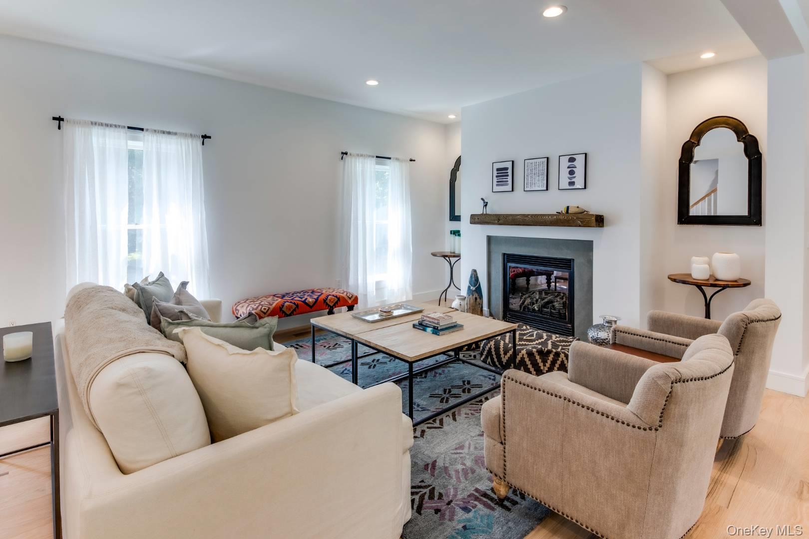 3 Oak Hill Lane, East Hampton, NY 11937