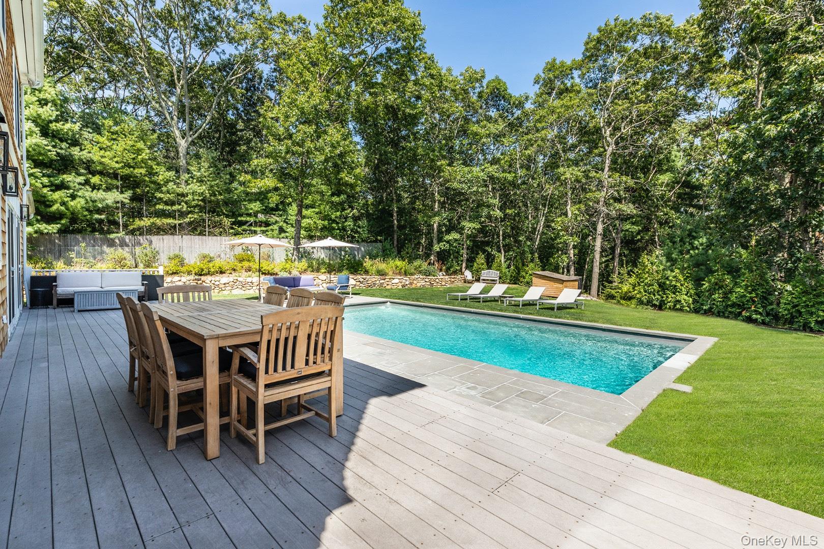 3 Oak Hill Lane, East Hampton, NY 11937