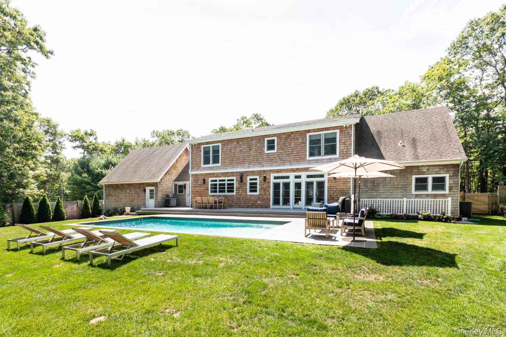 3 Oak Hill Lane, East Hampton, NY 11937