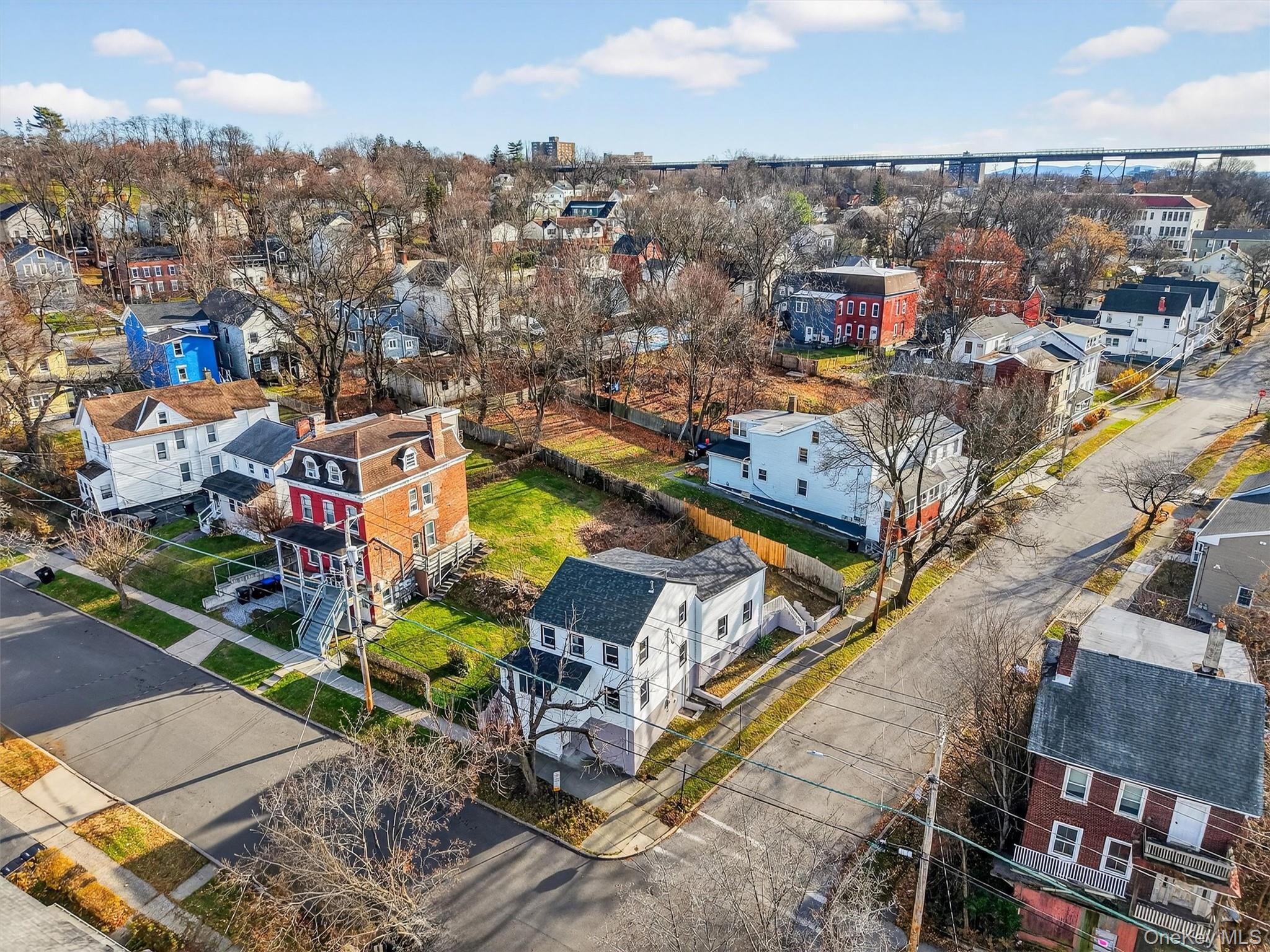 27 Spruce Street, Poughkeepsie, NY 12601