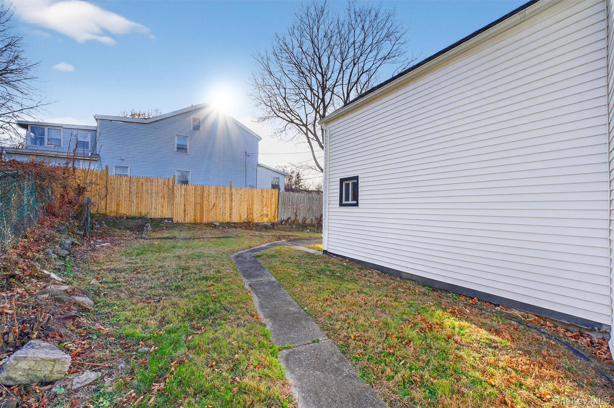 27 Spruce Street, Poughkeepsie, NY 12601