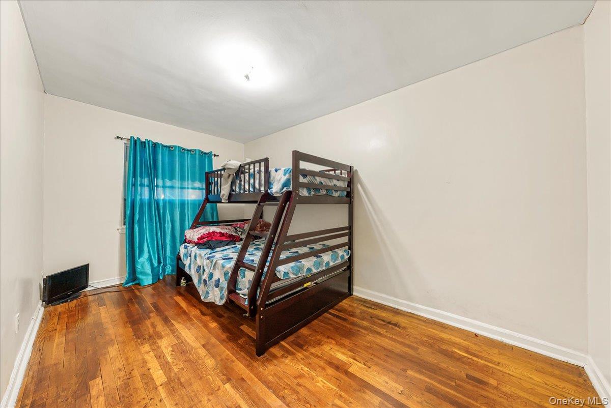 4183 Murdock Avenue, Bronx, NY 10466