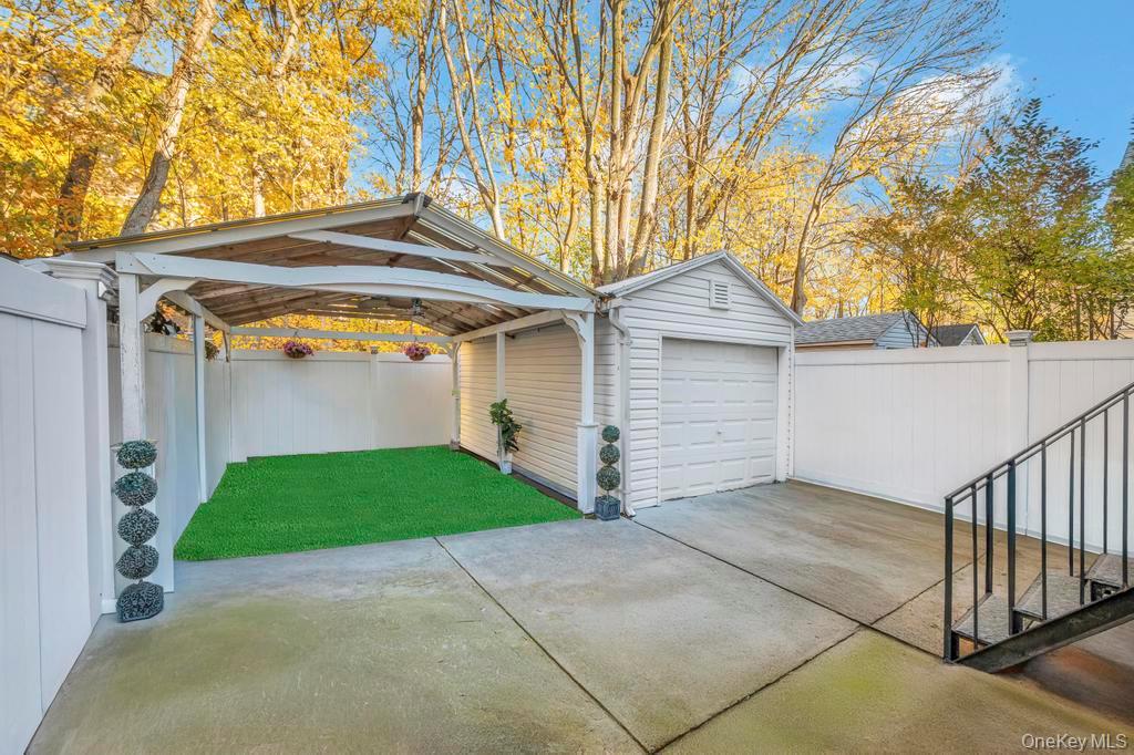 85-79 98 Street, Woodhaven, NY 11421