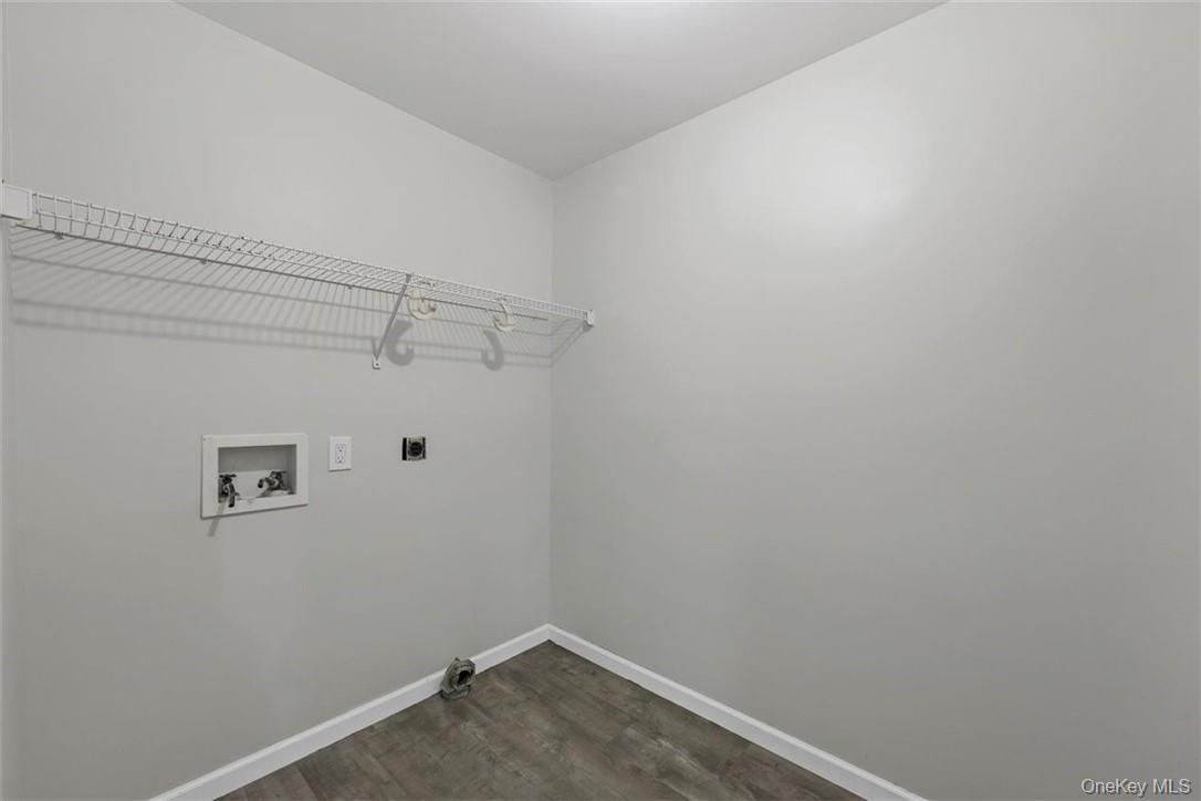 5 Fairview Lane, Salisbury Mills, NY 12577