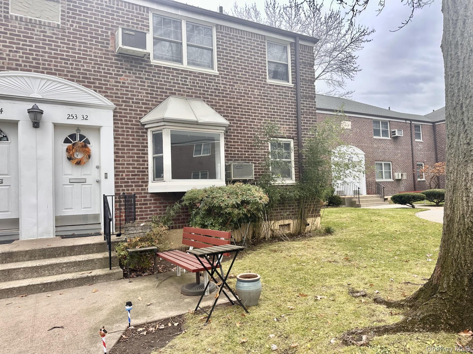 253-32 61st Avenue # 1, Little Neck, NY 11362