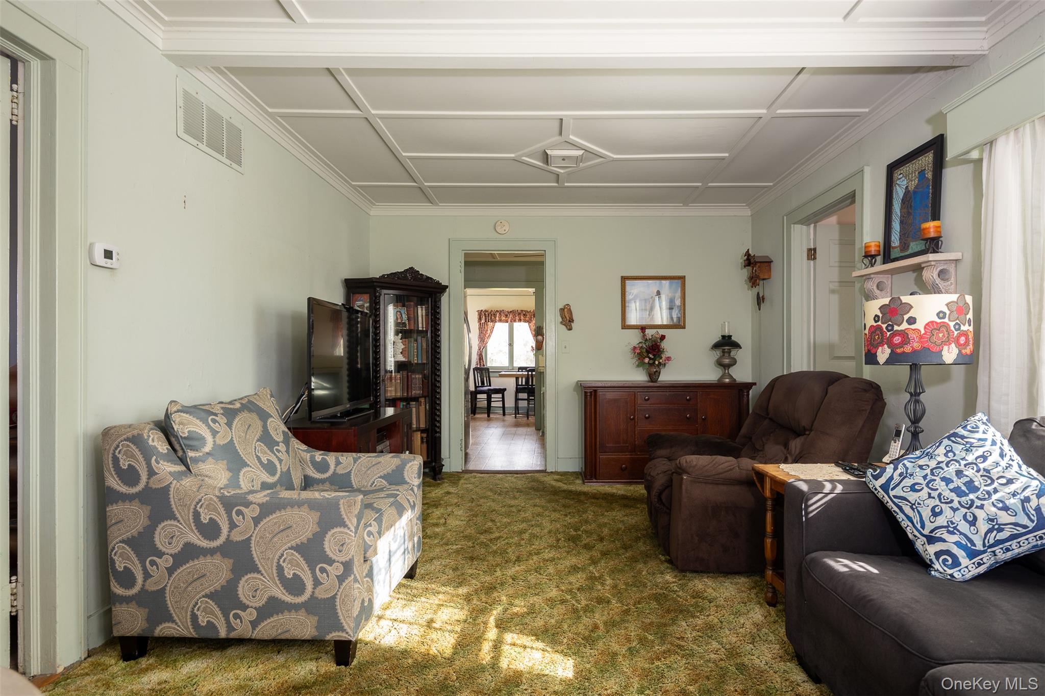 109 Bailey Avenue, Patchogue, NY 11772