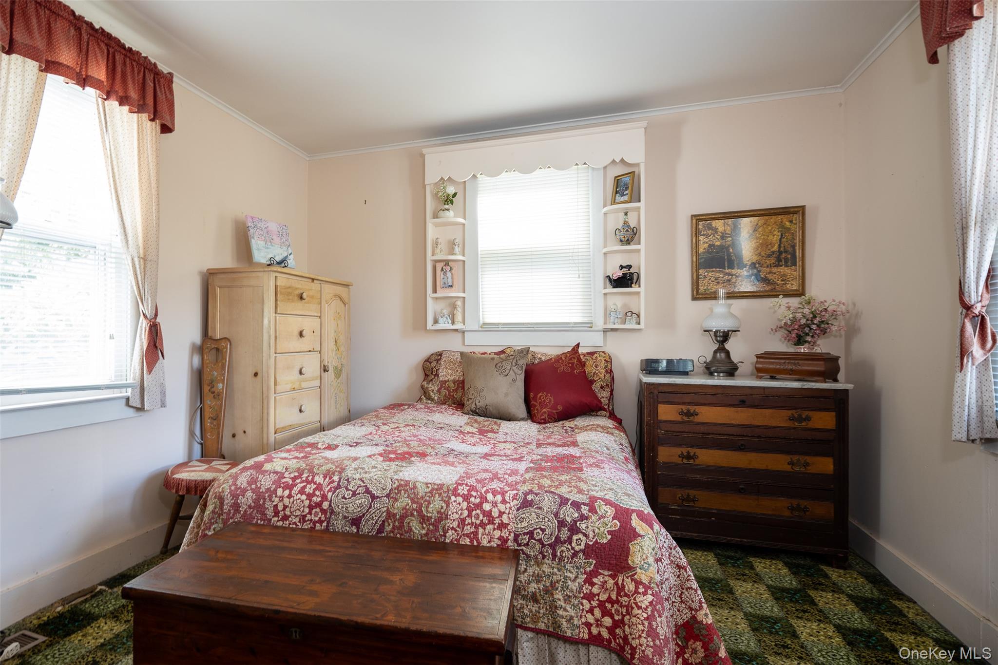 109 Bailey Avenue, Patchogue, NY 11772