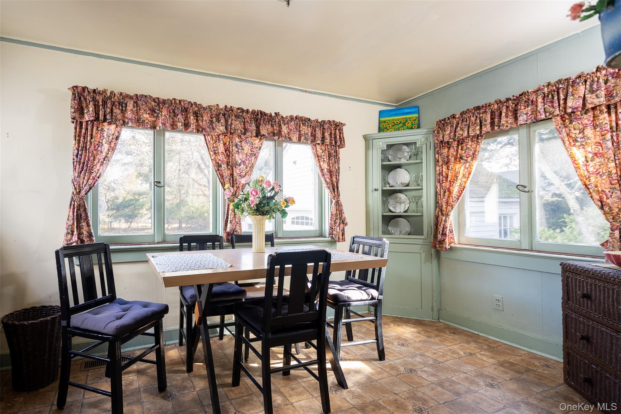 109 Bailey Avenue, Patchogue, NY 11772