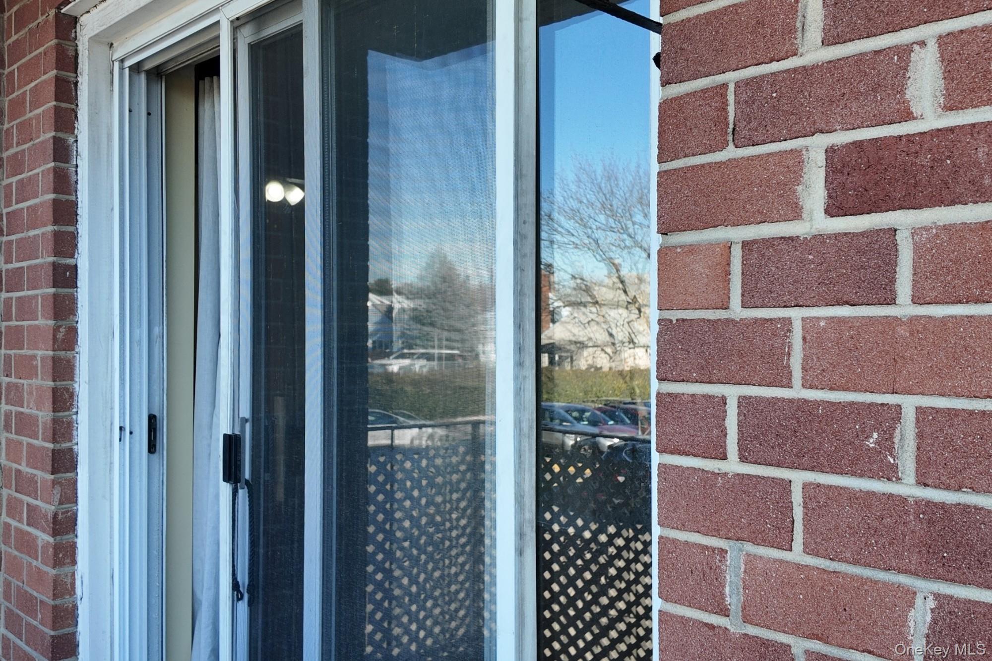 22 N Forest Avenue # 2S, Rockville Centre, NY 11570