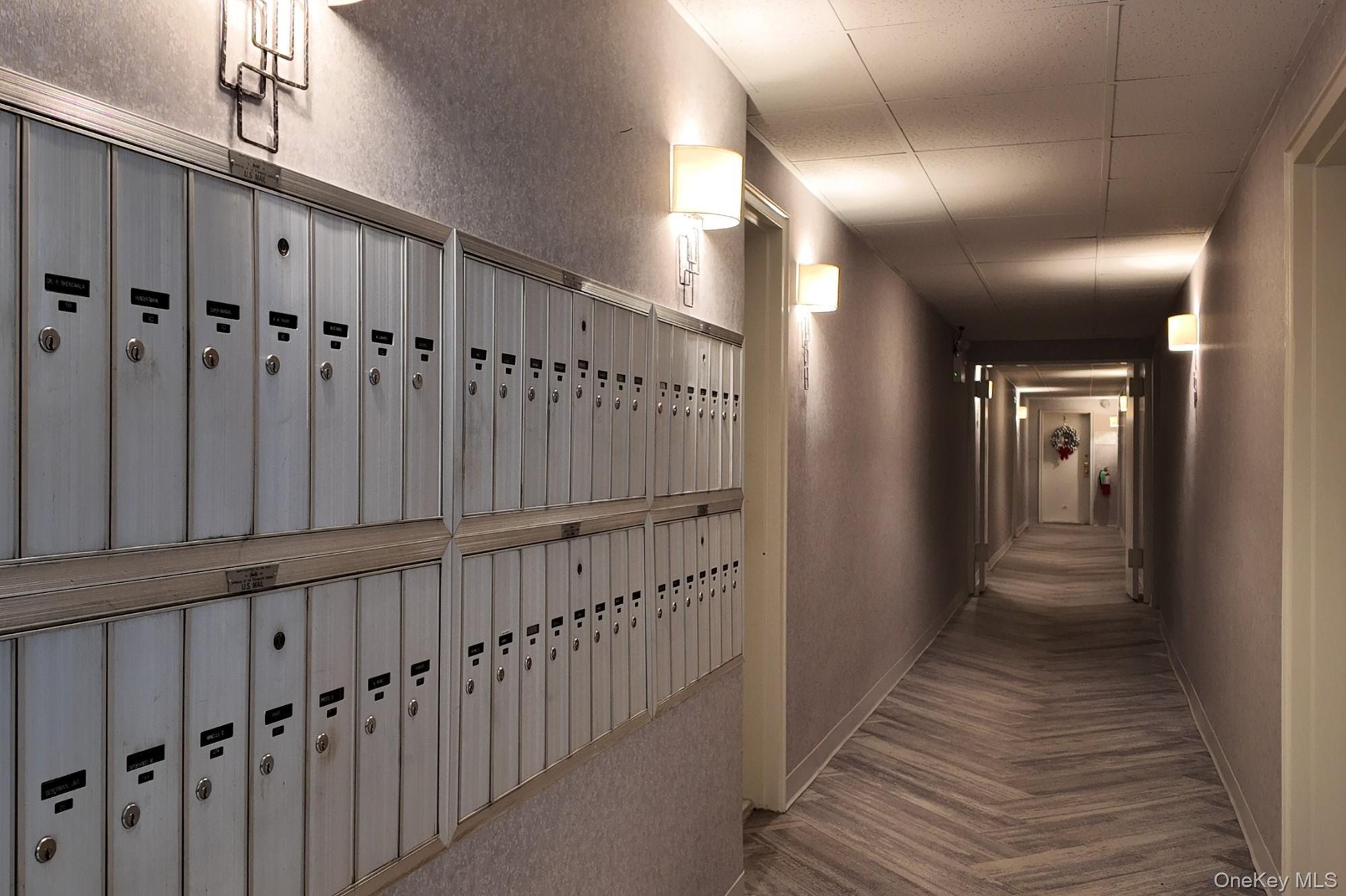 22 N Forest Avenue # 2S, Rockville Centre, NY 11570