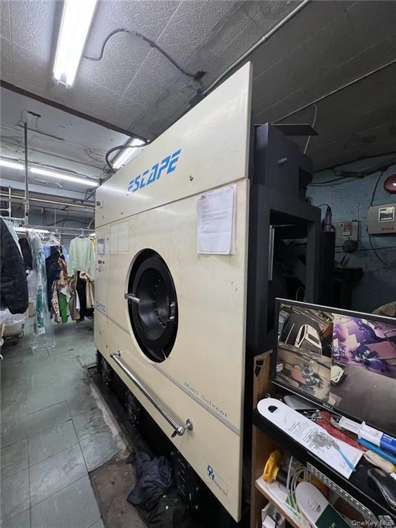 1502 Main Street, Port Jefferson, NY 11777