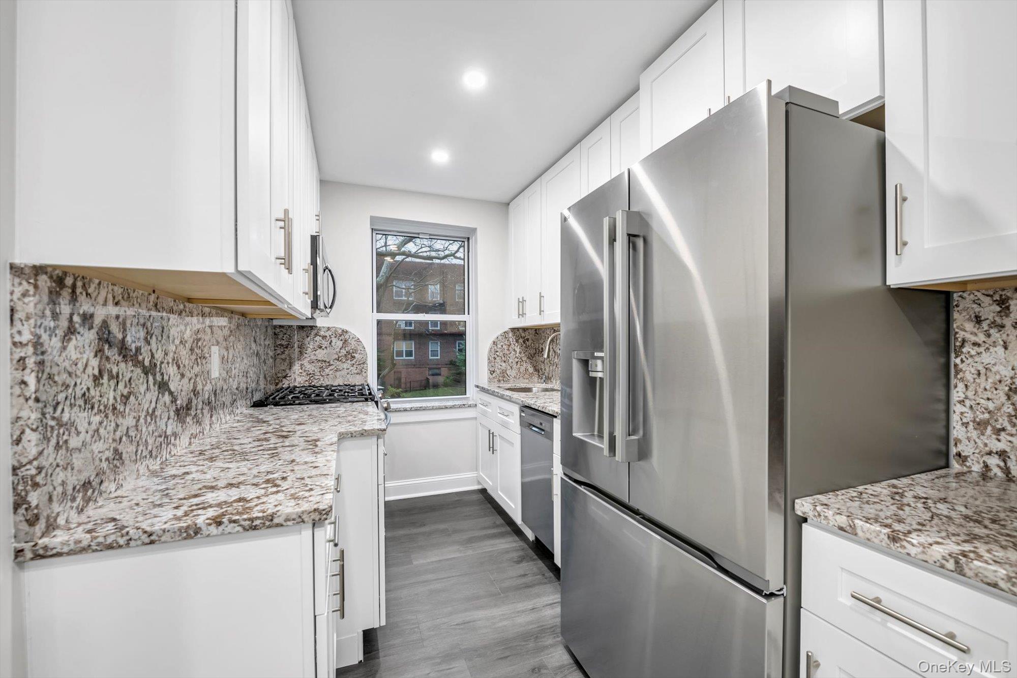 79-06 Main Street # 2-J, Flushing, NY 11367