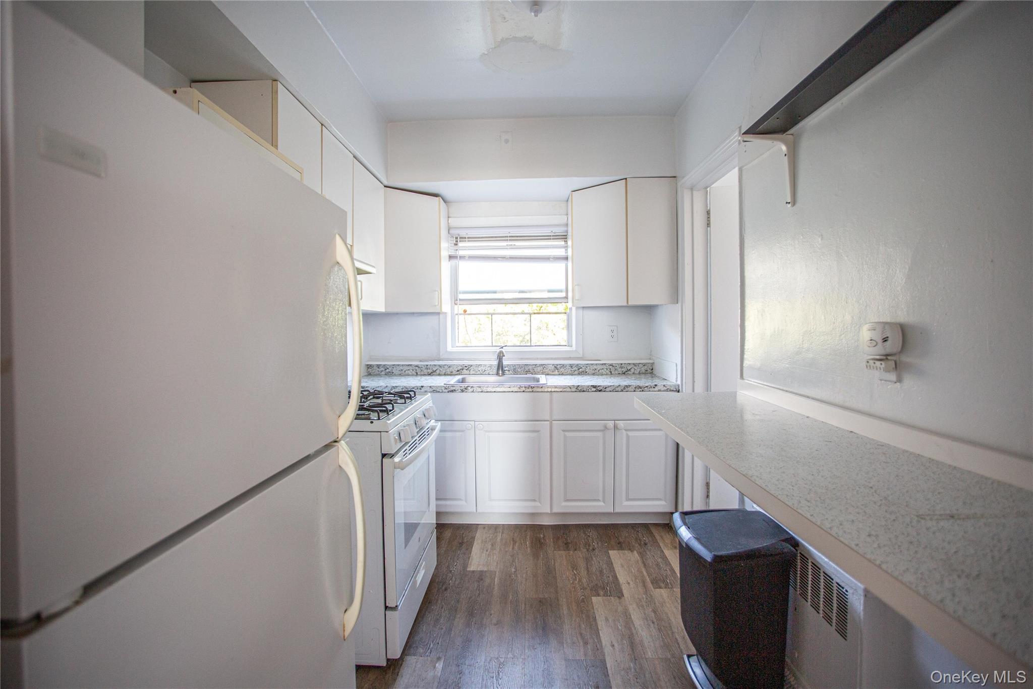 325 Shore Road # 1F, Long Beach, NY 11561