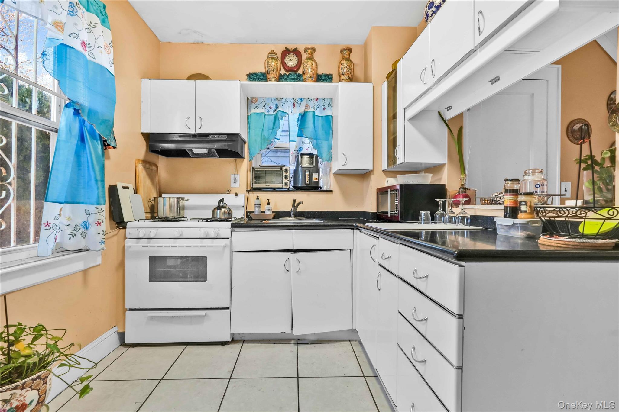 26-26 94th Street, East Elmhurst, NY 11369