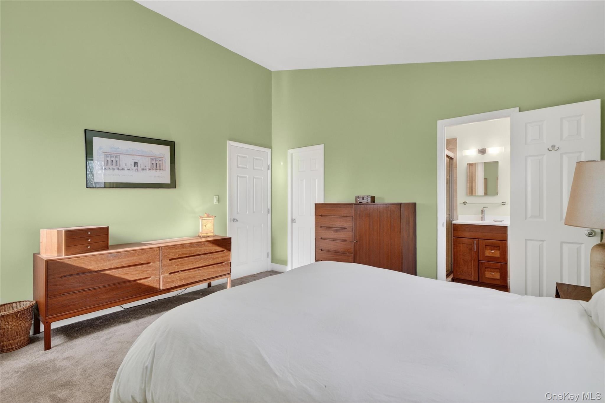 2802 Deer Street, Mohegan Lake, NY 10547