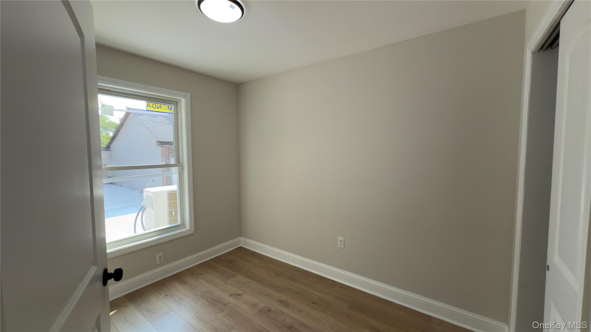 120 linden, Hempstead, NY 11550