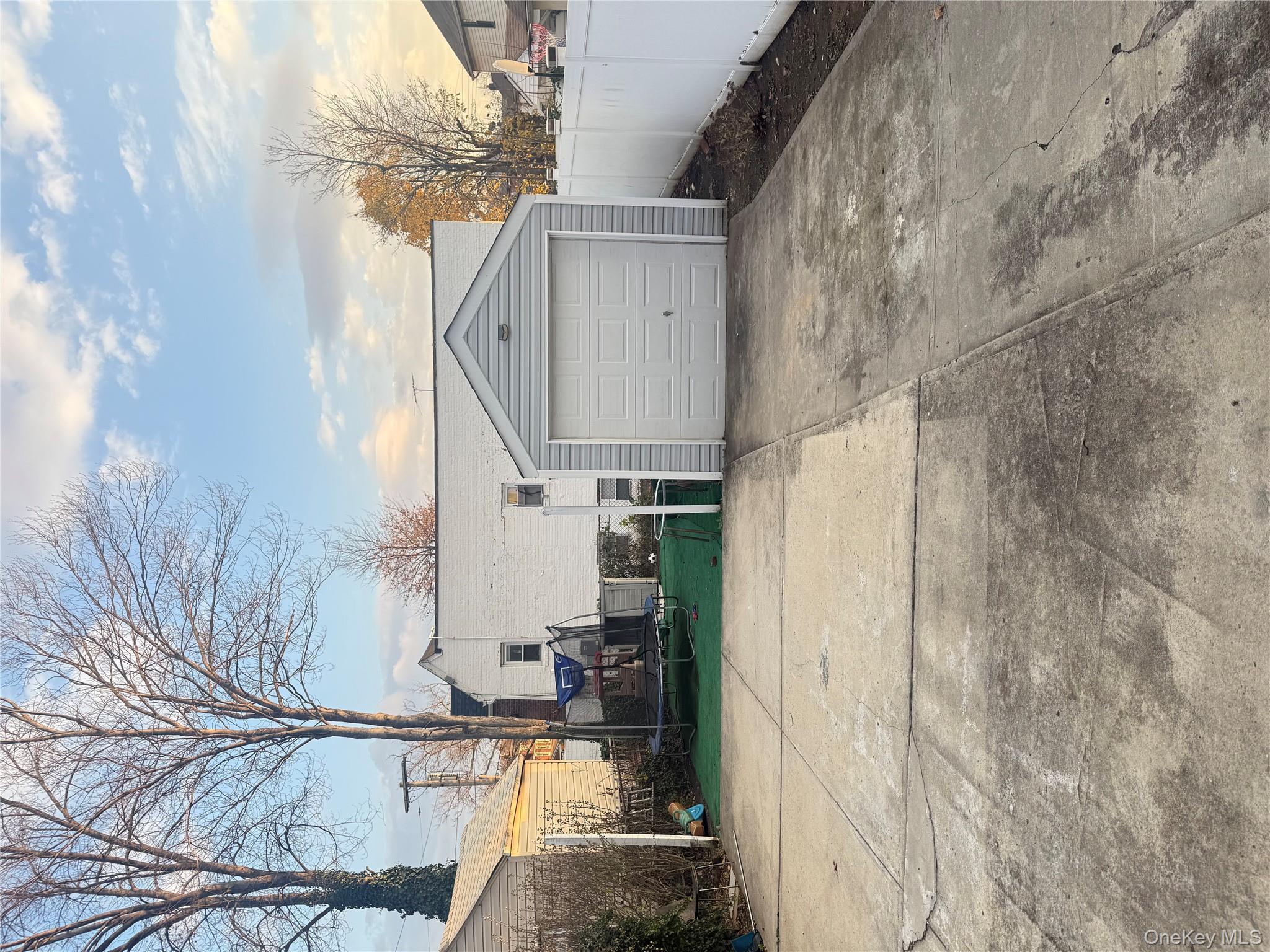 19456 114th Road, Saint Albans, NY 11412