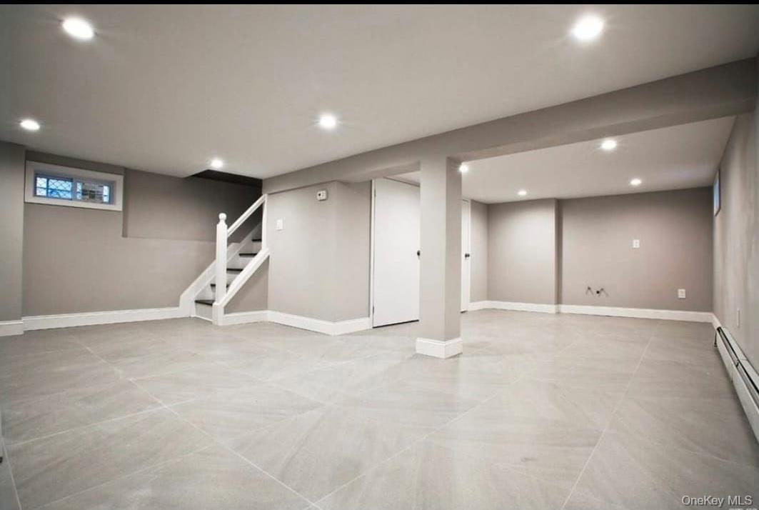 19456 114th Road, Saint Albans, NY 11412