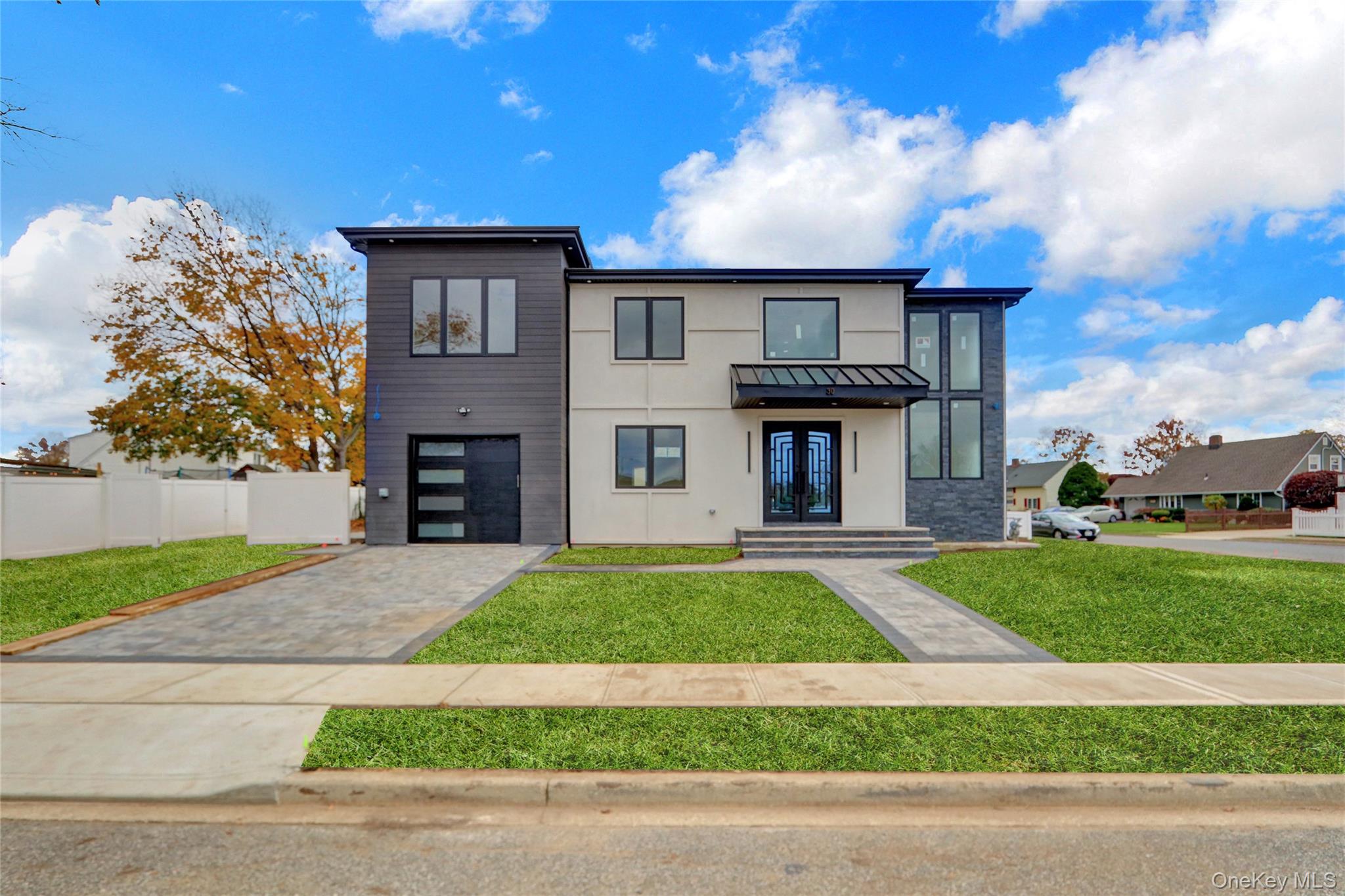 1 Gleaner Lane, Levittown, NY 11756