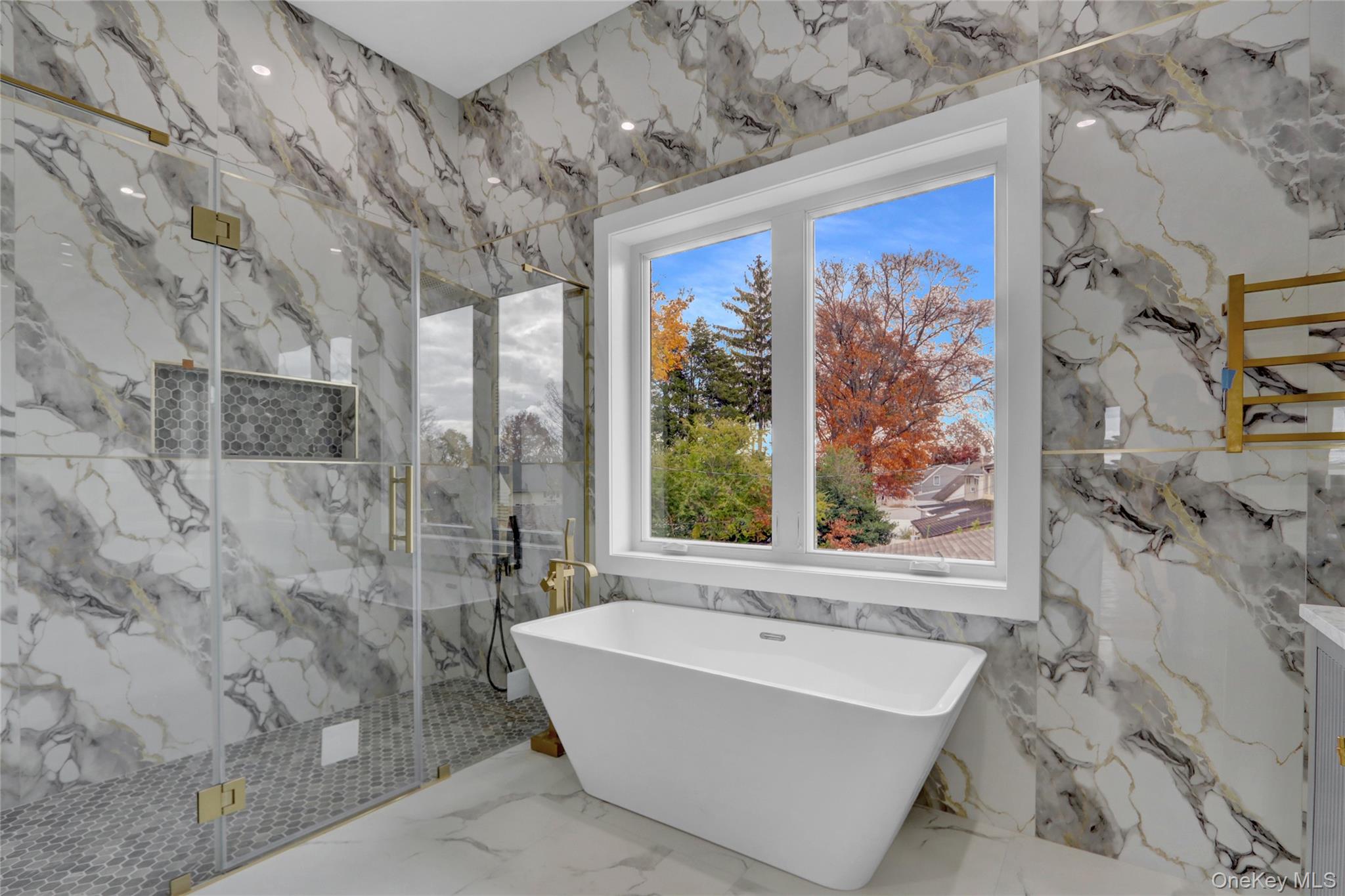 1 Gleaner Lane, Levittown, NY 11756